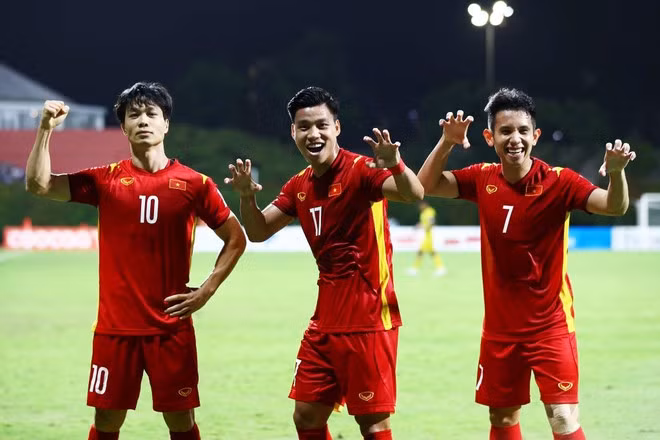 Tuyển Việt Nam có chiến thắng ấn tượng trước Malaysia ở AFF Cup.