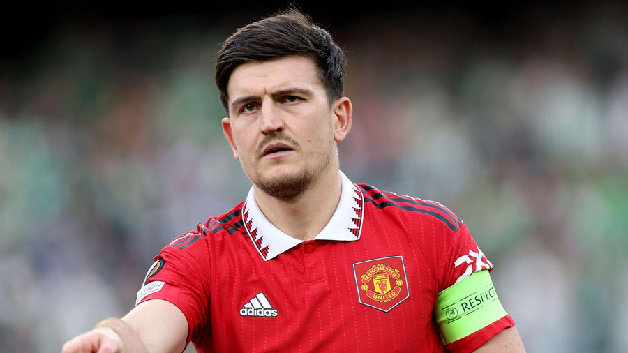 Harry Maguire chưa chốt được tương lai với Man United.