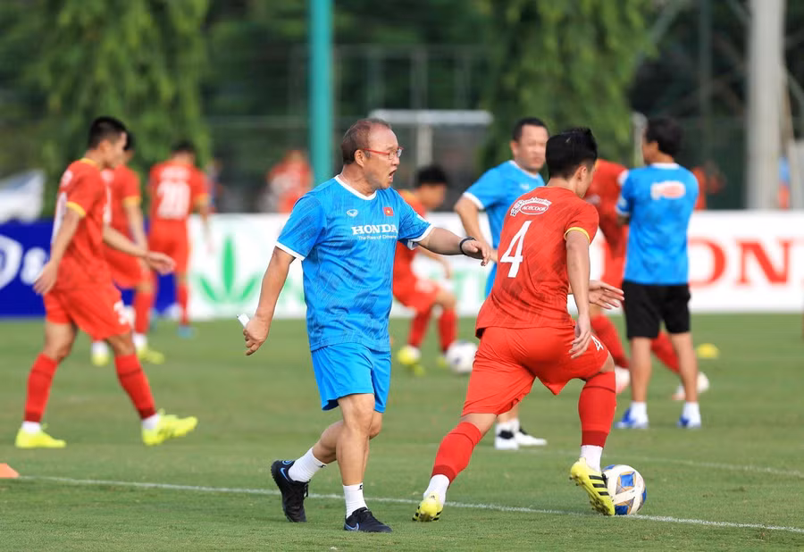 Tuyển Việt Nam tập trung trong tháng 9, đá giao hữu với tuyển Ấn Độ và Singapore.