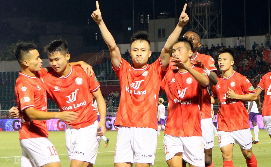 Câu lạc bộ TPHCM miễn phí vé cho người hâm mộ hai trận trên sân nhà ở V.League.