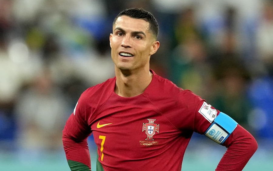 Ronaldo được đồn đoán sắp gia nhập Al Nassr của châu Á.