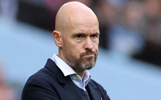 HLV Erik ten Hag thất vọng sau trận thua tan nát của Man United trước Sevilla.