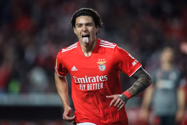 Darwin Nunez nhận được sự quan tâm rất lớn của Man United.