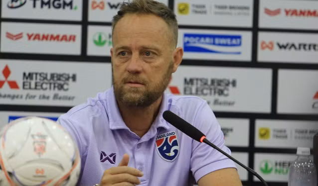  HLV Polking thận trọng trước trận gặp Việt Nam.