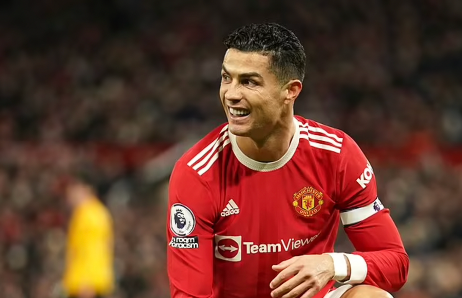 C. Ronaldo được đồn đoán sắp rời Man United