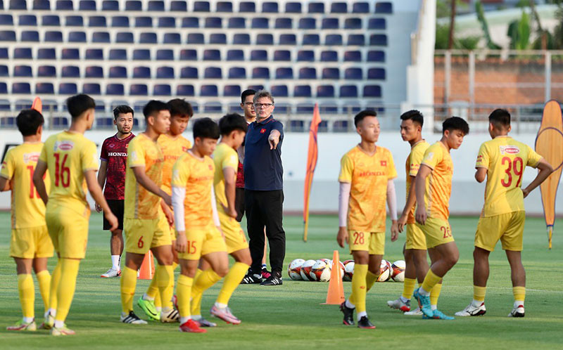  U22 Việt Nam tích cực tập luyện chuẩn bị cho trận tranh hạng 3 SEA Games 32.