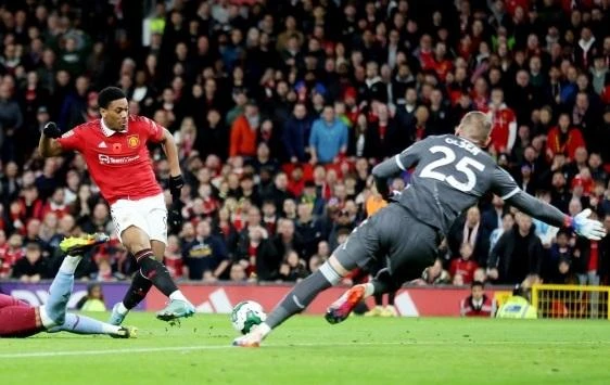 Man Utd có được chiến thắng đậm 4-2 trước Aston Villa ở vòng 3 Cúp Liên đoàn.