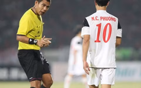 Trọng tài Siwakorn Phuudom của Thái Lan được phân công bắt chính ở VL World Cup.