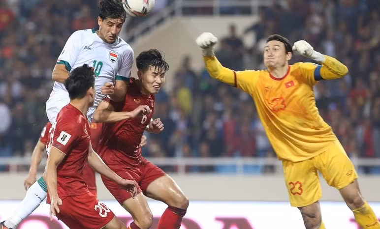 Đội tuyển Việt Nam để thua tiếc nuối trước Iraq ở lượt trận hai.