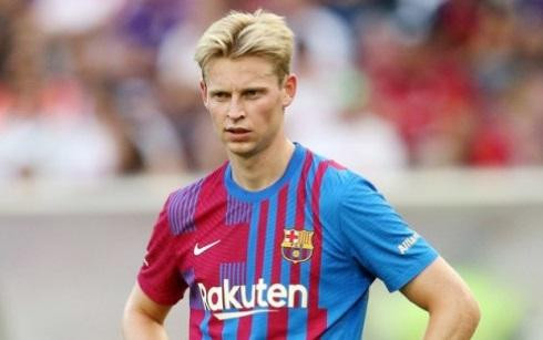 De Jong một lần nữa khẳng định không muốn gia nhập Man United.