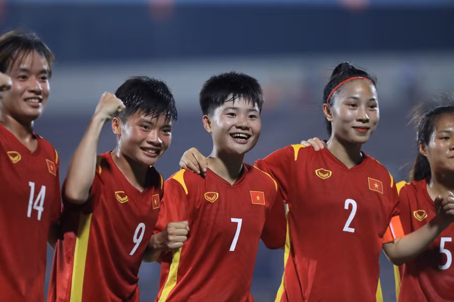 Bóng đá nữ trẻ Việt Nam có thêm cơ hội dự World Cup.
