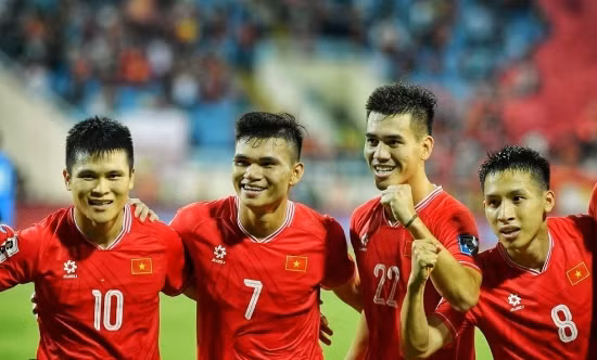 Chiến thắng của tuyển Việt Nam trước Philippines được báo chí ngợi khen.