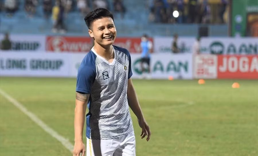 Quang Hải nhận được sự đánh giá cao từ HLV Pháp Philippe Troussier.