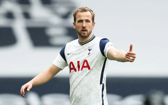 Tottenham muốn bán Harry Kane cho Man United với giá 100 triệu bảng.