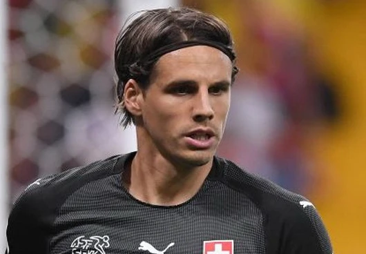 Yann Sommer gia nhập CLB Bayern Munich.