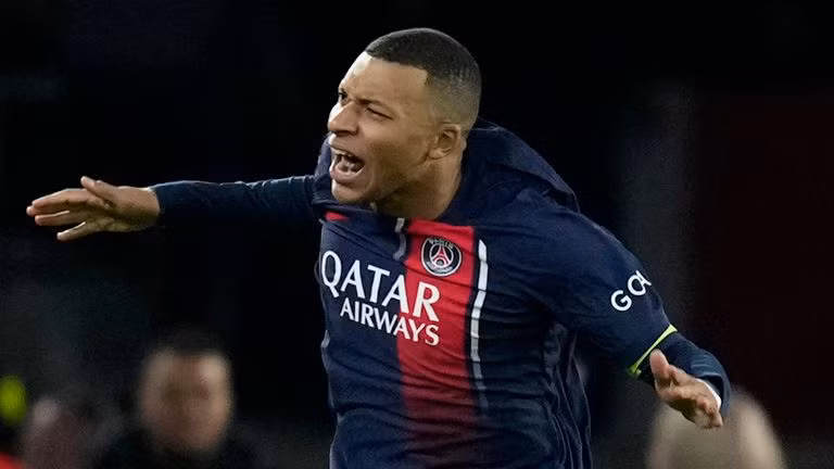 Mbappe lọt vào tầm ngắm của Arsenal và Liverpool.