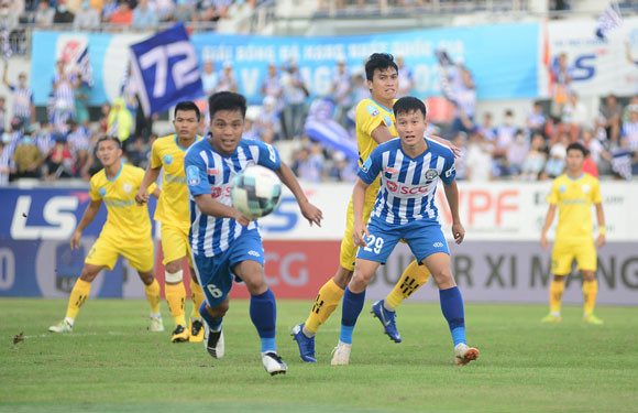Nhiều trận đấu ở giải hạng Nhất quốc gia 2022 vì dịch Covid-19.
