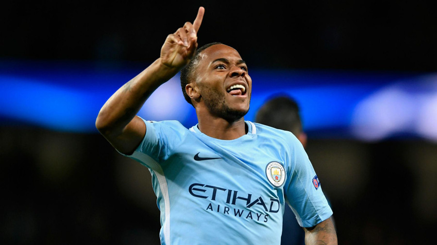 Sterling cảm thấy may mắn khi gia nhập Chelsea FC.