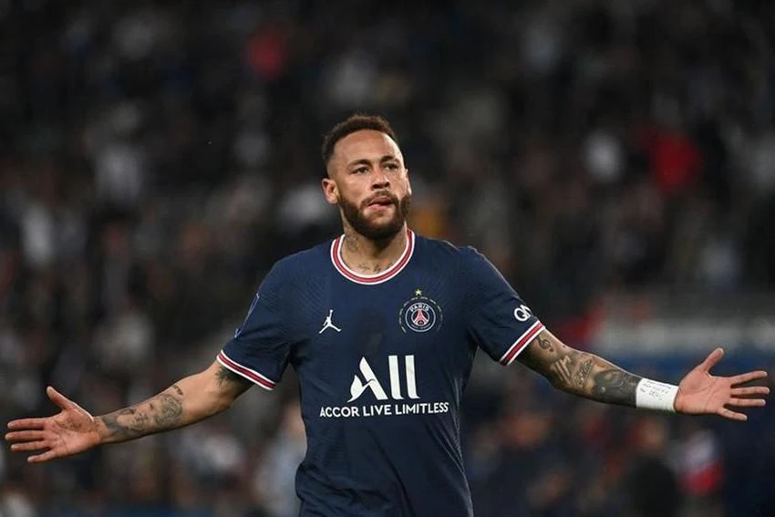 Neymar được đồn đoán tiếp tục ở lại PSG FC.