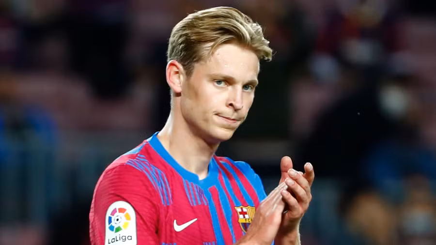 De Jong có cơ hội lớn gia nhập Man United.