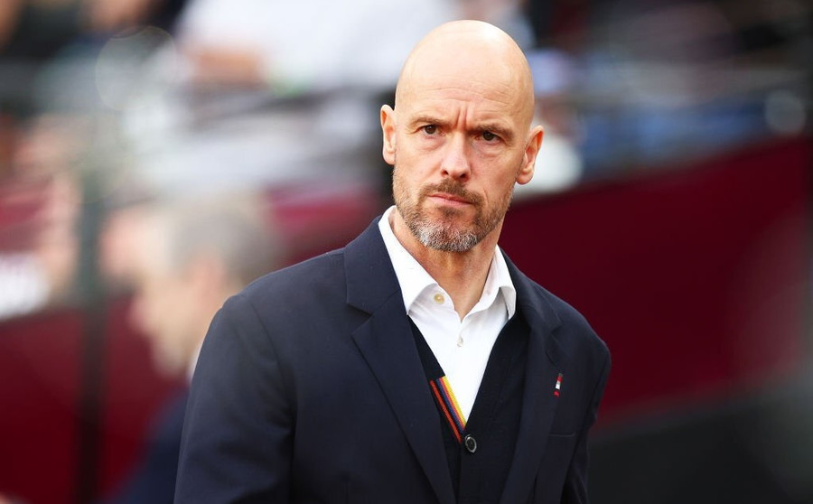 HLV Erik Ten Hag cân nhắc bán một loạt ngôi sao.