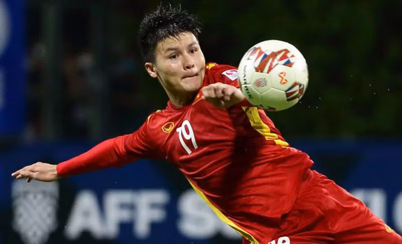 Quang Hải được đồn đoán sắp rời Pau FC.