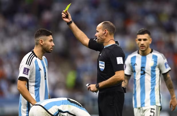 Argentina tổn thất lớn về lực lượng ở trận bán kết World Cup gặp Croatia.