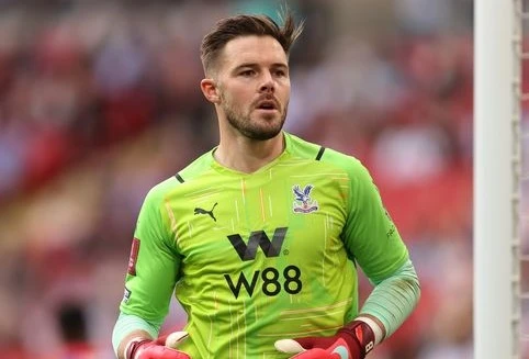 Thủ môn Jack Butland gia nhập Man United theo dạng cho mượn.