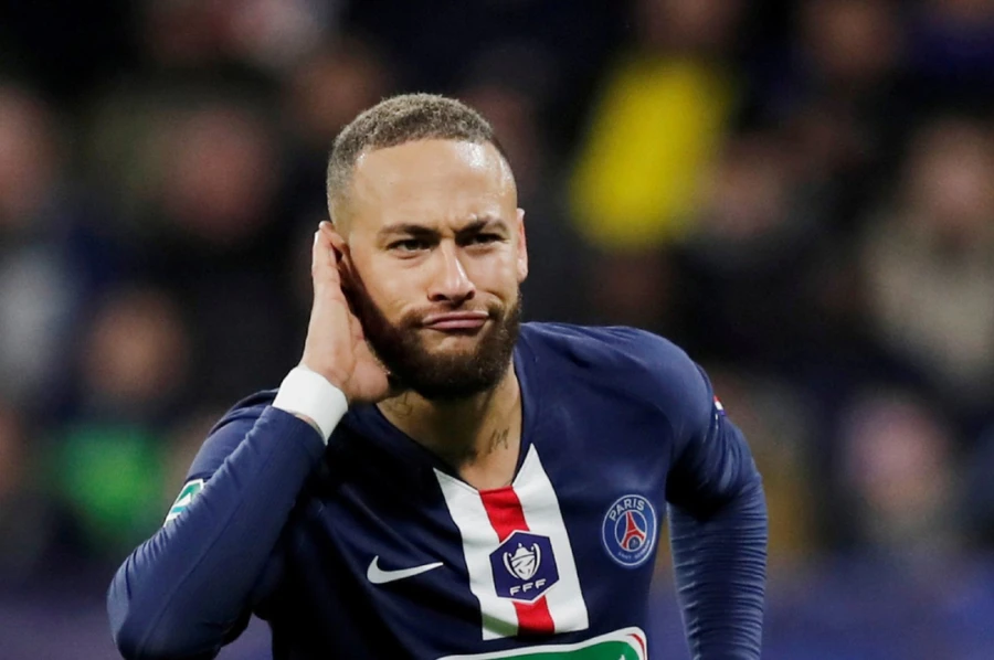 Neymar muốn ở lại PSG.