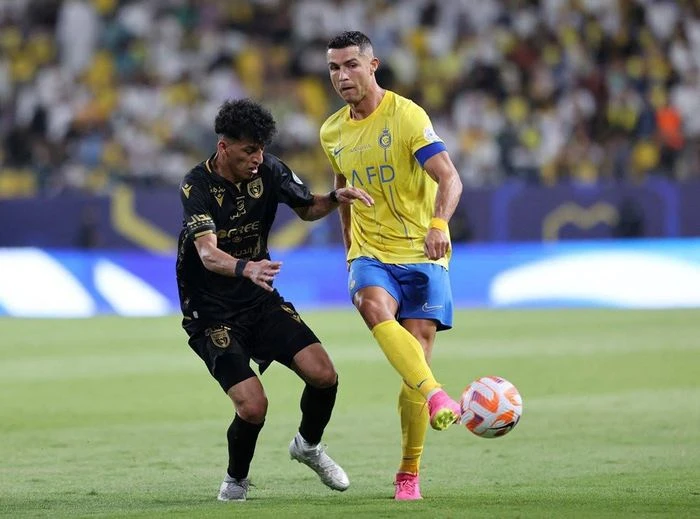 Thi đấu dưới sức, Al Nassr để thua Al-Taawon ở vòng 2 giải Saudi Pro League.