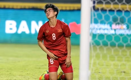 Khuất Văn Khang bị treo giò ở vòng loại thứ hai World Cup 2026.