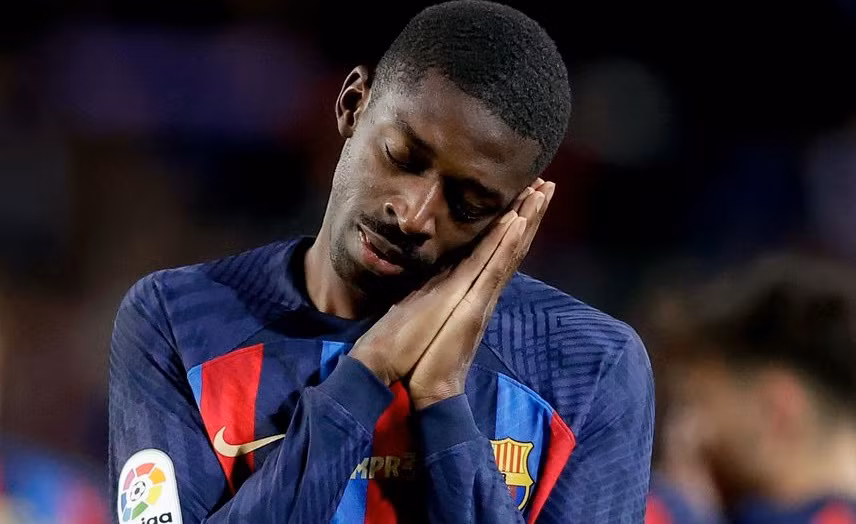 Ousmane Dembele của Barcelona lọt tầm ngắm của PSG.