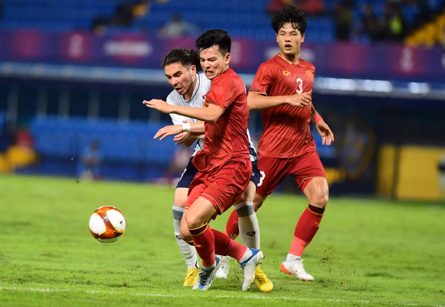 U22 Việt Nam khiến nhiều người lo lắng sau trận thắng vất vả trước Lào.