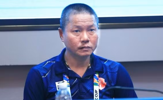 HLV Chu Đình Nghiêm hài lòng với các học trò sau trận thắng PSM Makassar 