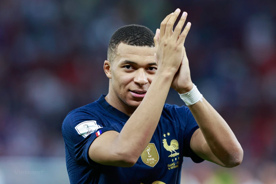 Mbappe tiếp tục nằm trong tầm ngắm của Real Madrid.