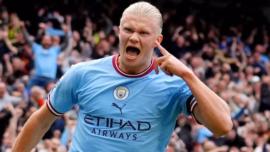 Haaland gây ấn tượng mạnh ở Ngoại hạng Anh trong màu áo Man City.