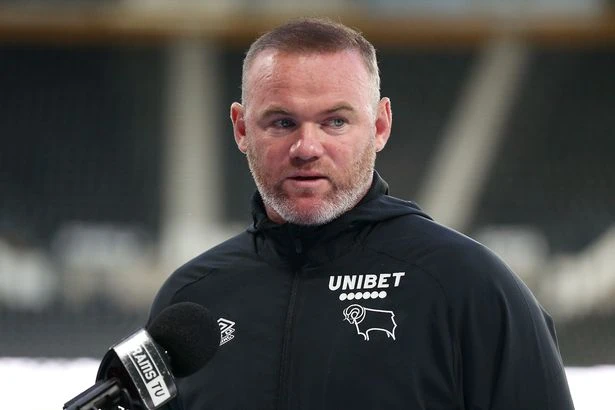 Rooney công khai gửi lời xin lỗi đến gia đình và CLB Derby County 