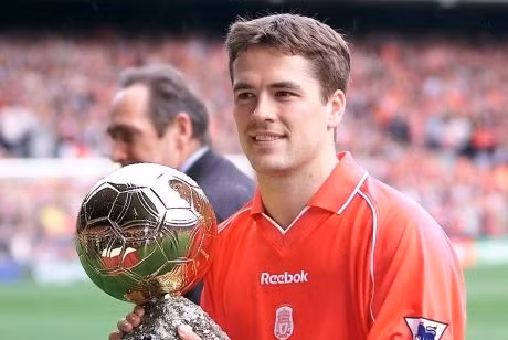 Bellingham nhận nhiều lời khen từ Michael Owen.