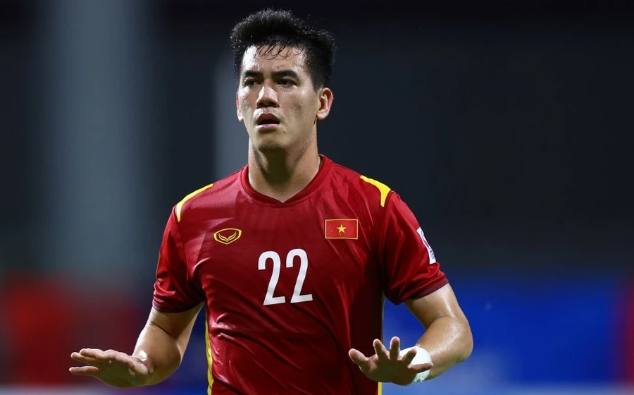 Tiến Linh chấn thương không quá nặng đủ điều kiện dự Asian Cup.