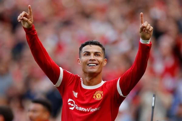 Ronaldo nhận mức lương khủng ở CLB Al Nassr của Ả Rập Xê-út