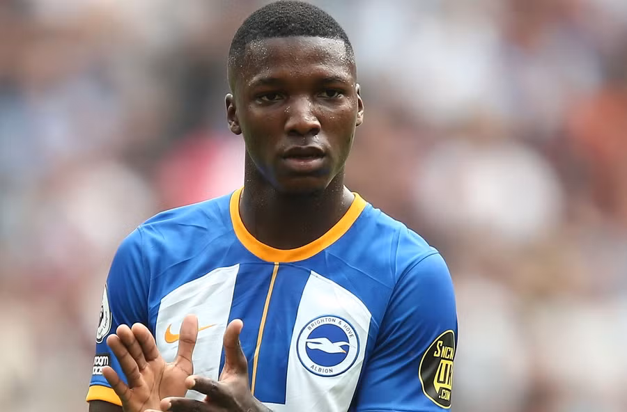 Moises Caicedo của Brighton có cơ hội gia nhập Chelsea.