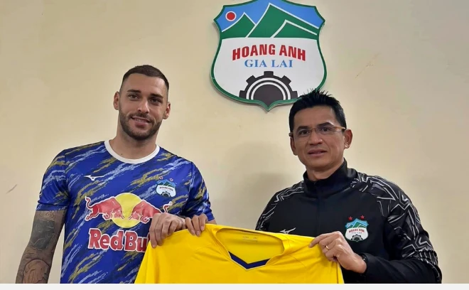 Bruno Henrique gia nhập CLB Hoàng Anh Gia Lai.