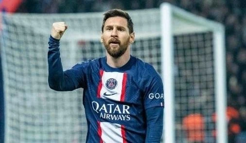 Messi lọt vào tầm ngắm của Chelsea và Man City.