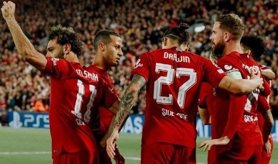 Liverpool vào vòng 1/8 Champions League sau chiến thắng 3-0 trước Ajax.