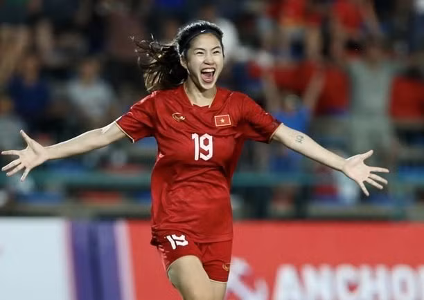 Thanh Nhã có cơ hội lớn được sang Đức chơi bóng với mức lương cao.