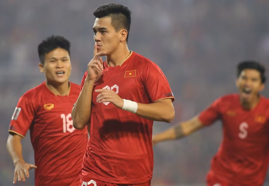 Tuyển Việt Nam vào chung kết AFF Cup với thành tích bất bại.