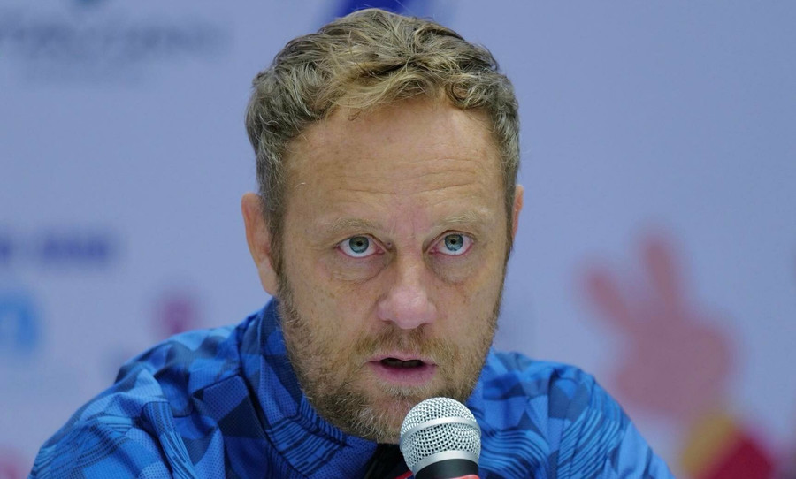 HLV Polking tự tin đánh bại Malaysia ghi danh vào chung kết AFF Cup.