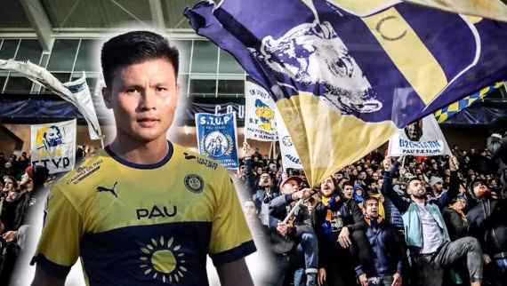 Quang Hải đối diện nguy cơ phải dự bị dài lâu ở Pau FC.