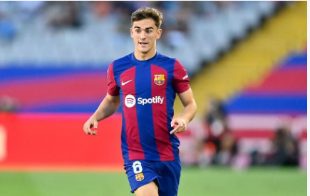  Gavi nhiều khả năng tiếp tục gắn bó với Barca.