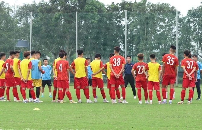 U17 Việt Nam tập trung rèn chiến thuật cho U17 châu Á.